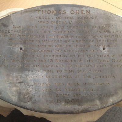 Wording that appears on the reverse of the plaque on Oken's House, Warwick